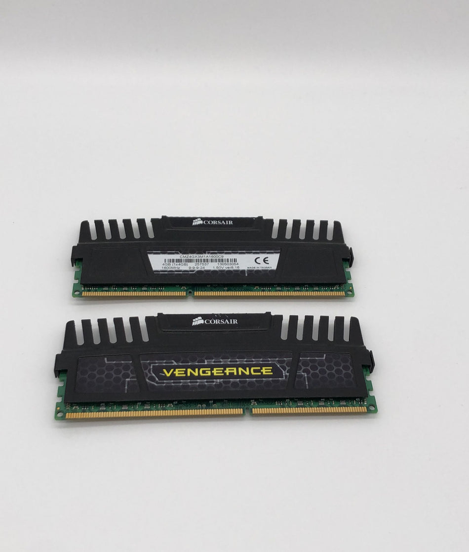 8GB (2x4GB) DDR3 UDIMM RAM - Corsair CMZ4GX3M1A1600C9 - DDR3 1600 MHz - PC3-12800U